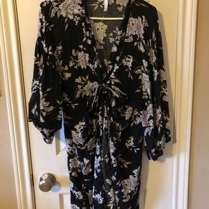 Black Kimono with white & great floral pattern